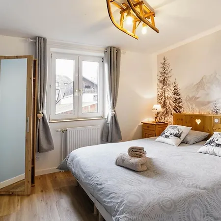 Semesterbostad Maison Cosy Avec Terrasse Au Coeur De
