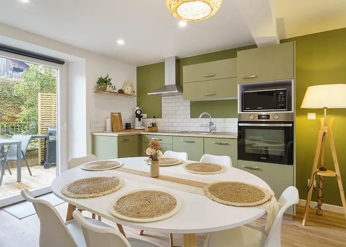 Maison Cosy Avec Terrasse Au Coeur De Holiday home