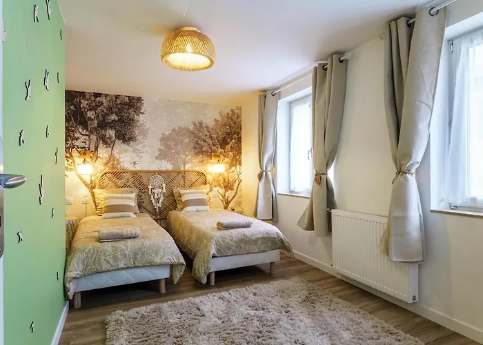 Holiday home Maison Cosy Avec Terrasse Au Coeur De